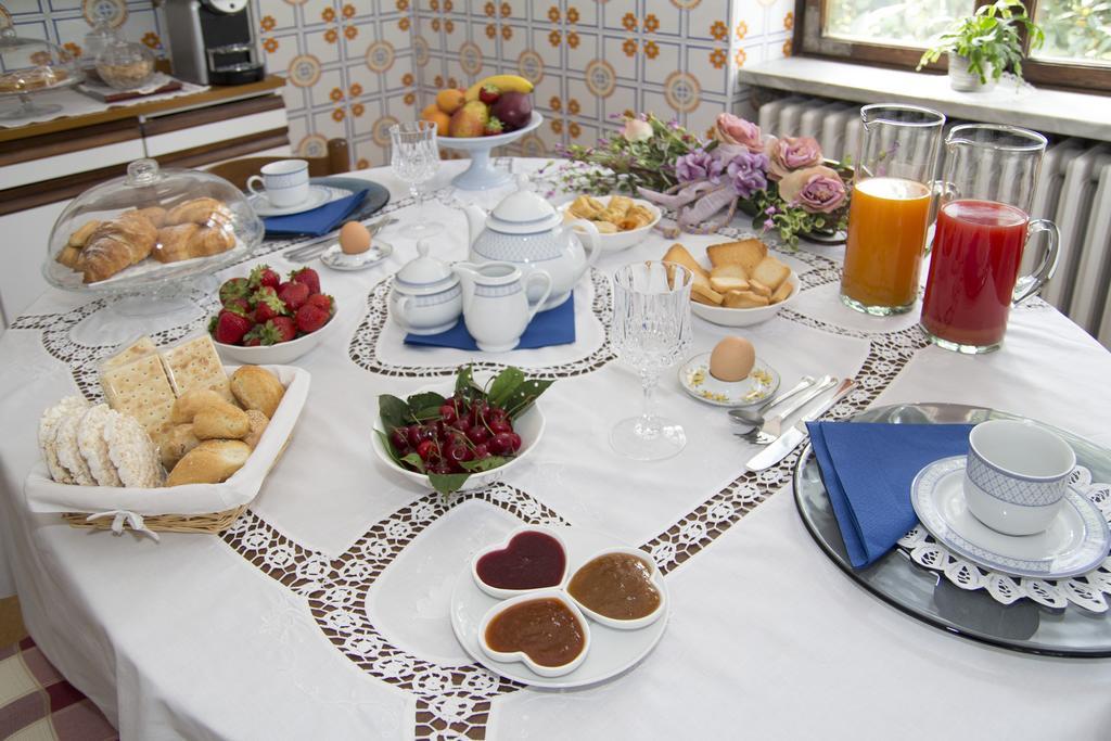 B&B Casa Carla Pinerolo Buitenkant foto